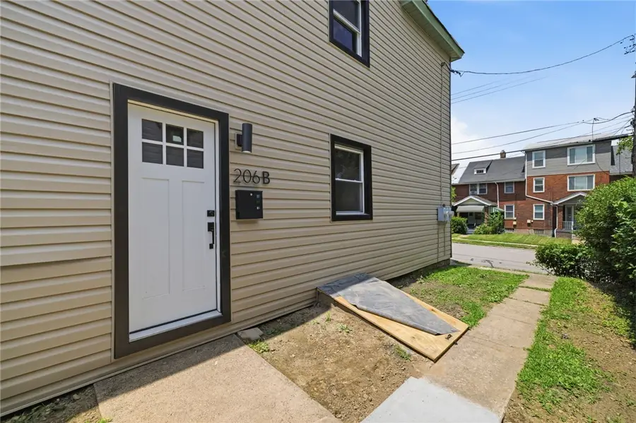 206 E 20th Avenue, Munhall, PA 15120 - #2