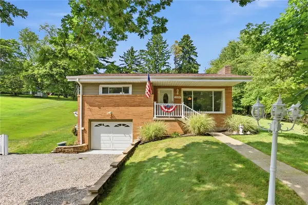 1560 Rosemary Dr, Wexford, PA 15090