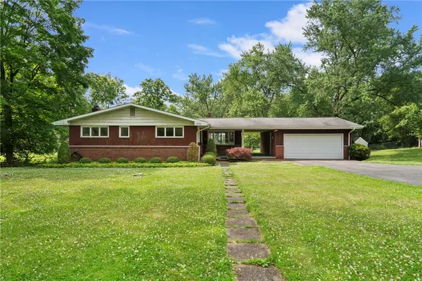 1056 Logan Road, Bethel Park, PA 15102