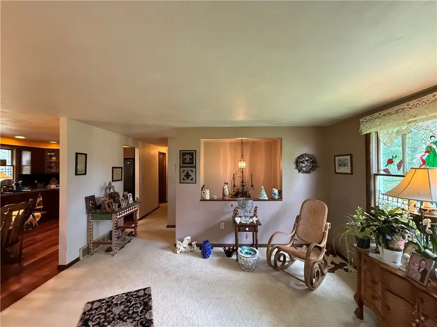 198 Myers Rd, Vandergrift, PA 15690 - #3