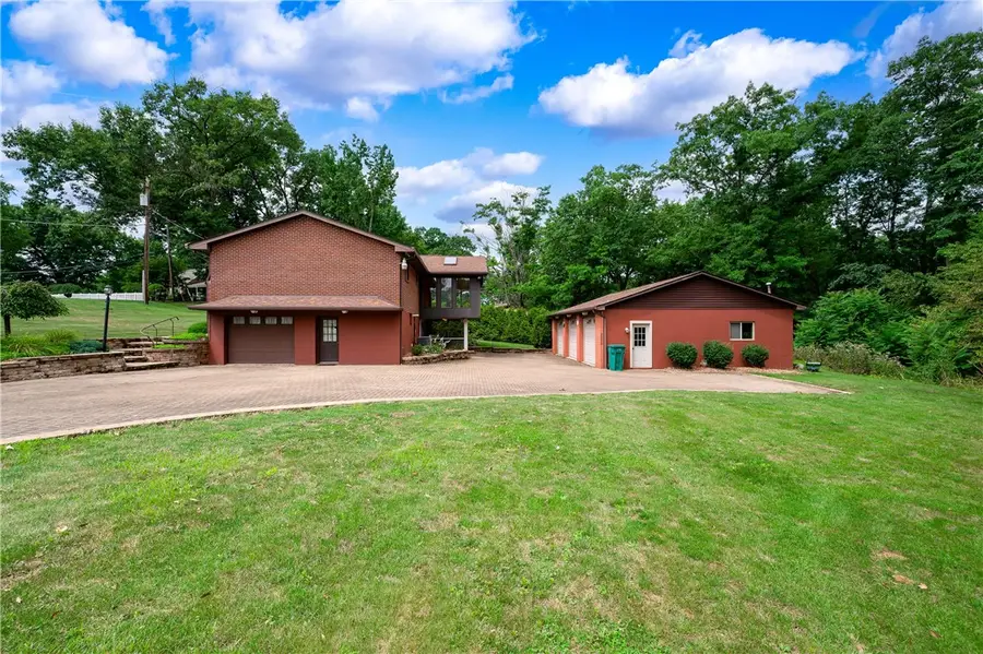 112 Phil Mar Drive, Butler, PA 16002 - #3