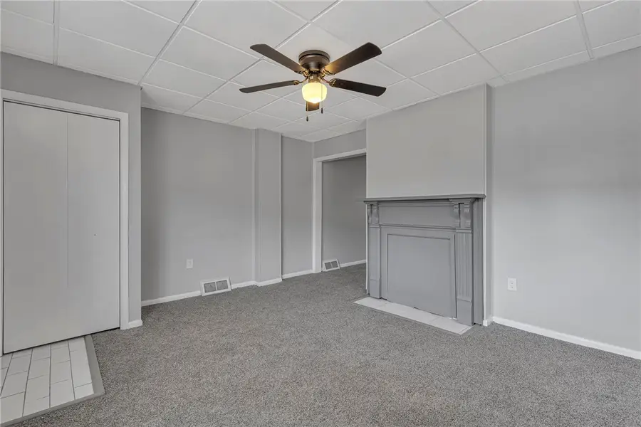 1703 4th Ave, Beaver Falls, PA 15010 - #3