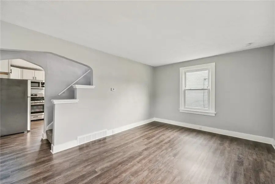553 Farnsworth, Clairton, PA 15025 - #3