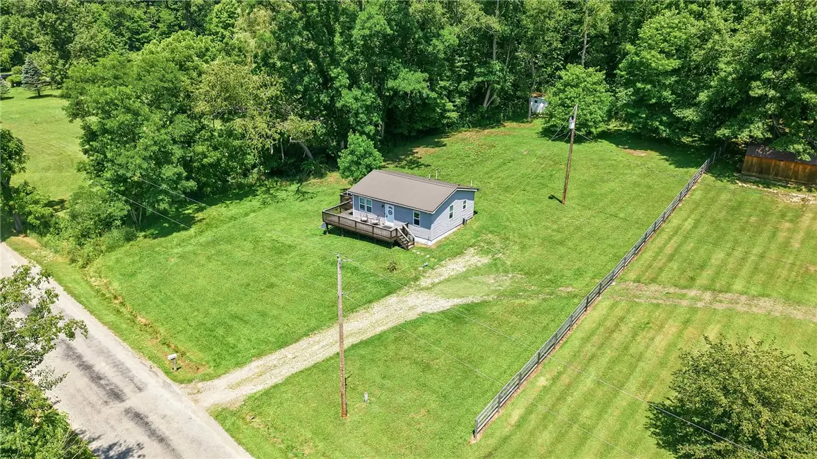 724 River Rd, Greenville, PA 16125 - #1