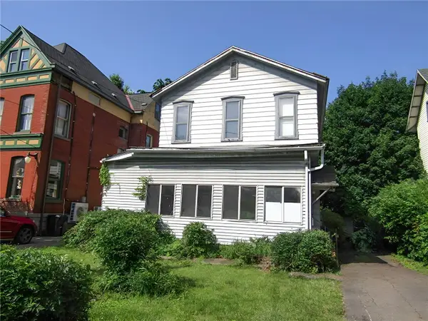 1470 3rd Ave, New Brighton, PA 15066