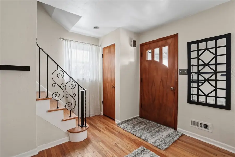 1338 Tyndall Street, Pittsburgh, PA 15204 - #2