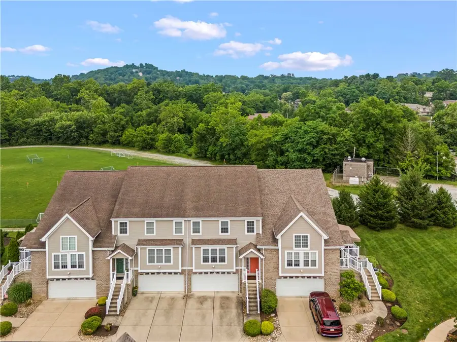 1053 Waterford Ct E, Canonsburg, PA 15317 - #3