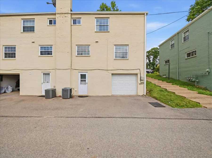 68 Chapel Drive, Pittsburgh, PA 15237 - #3