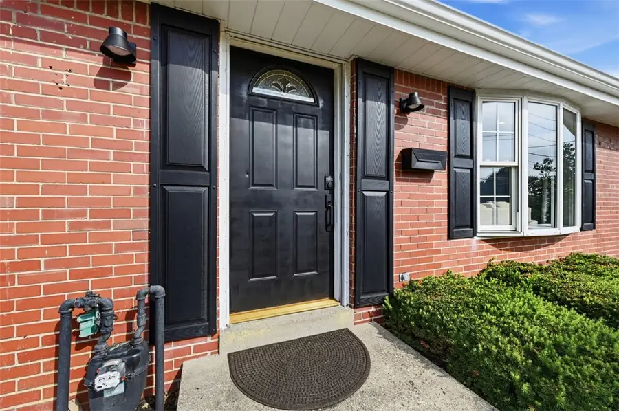 2228 Superior St., Bethel Park, PA 15102 - #2