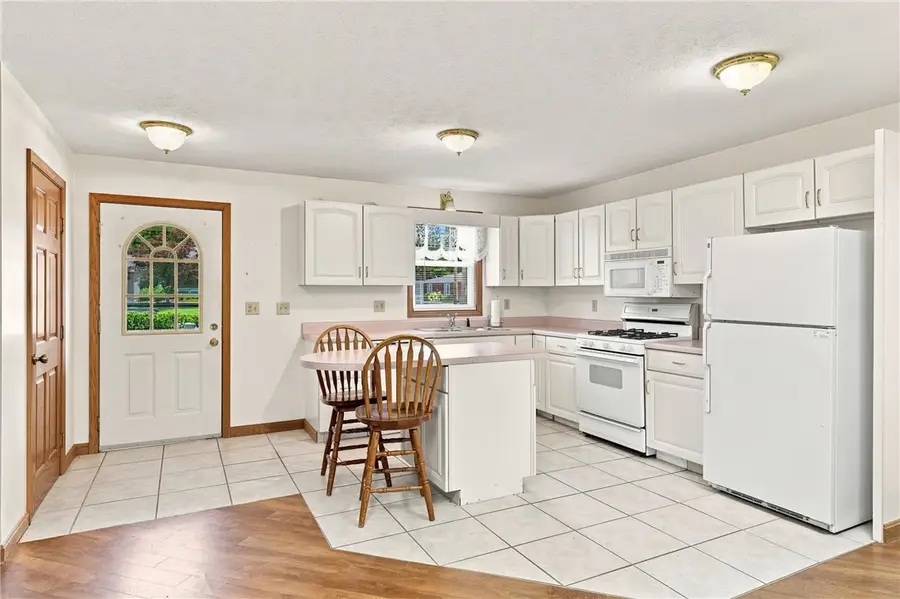 635 Cohasset, Hermitage, PA 16148 - #2