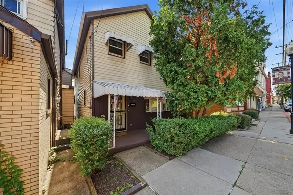 443 Carothers Ave., Carnegie, PA 15106