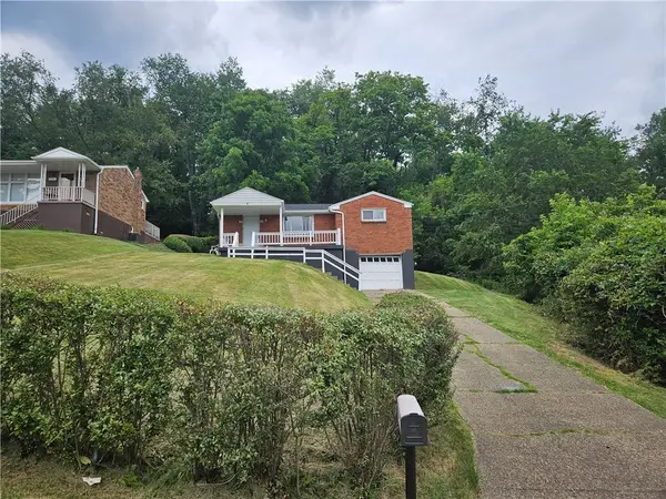 1997 Gregory Dr, Monroeville, PA 15146