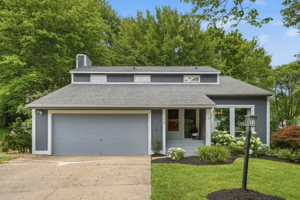 105 Rippling Brook Drive, Sewickley, PA 15143