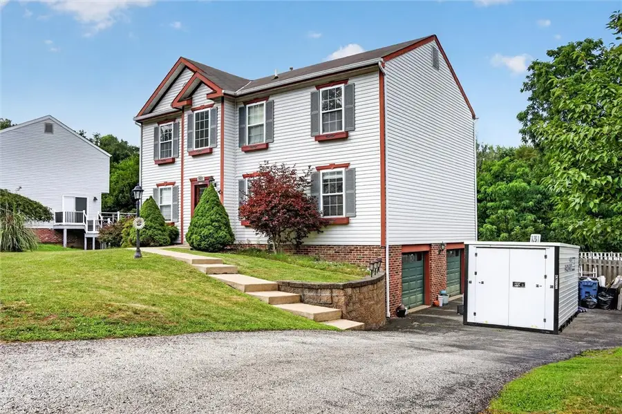 457 Lynn Ann Dr, New Kensington, PA 15068 - #2