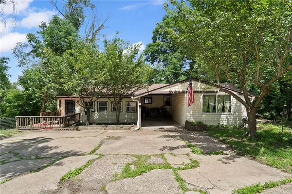 986 Coverdale, Banksville/Westwood, PA 15220