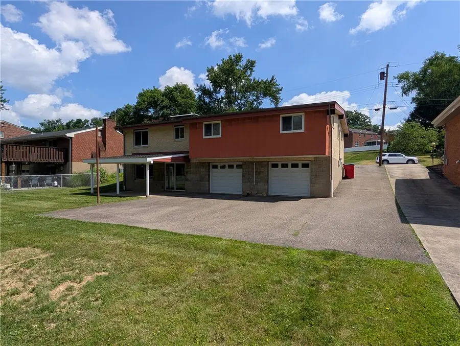2511 Autumnwood Drive, Glenshaw, PA 15116 - #3