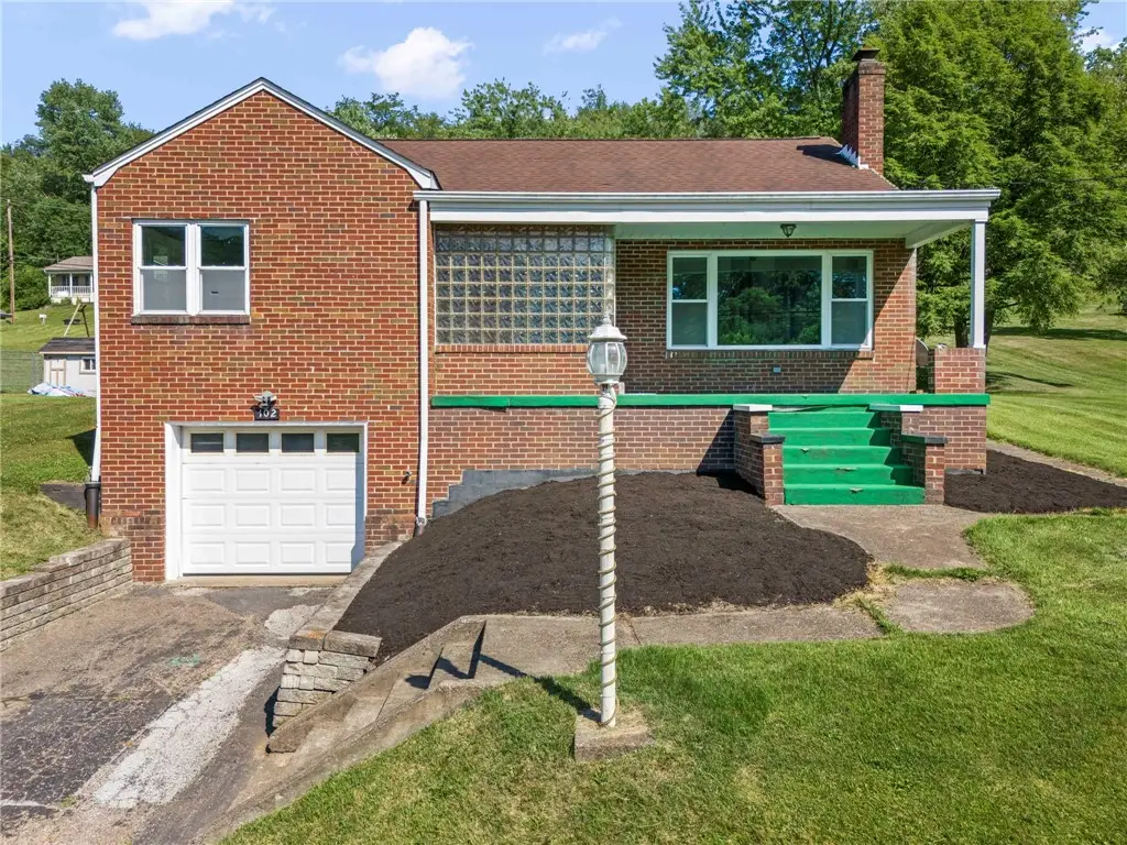 102 Woodlawn Avenue, Cecil, PA 15321 - #1