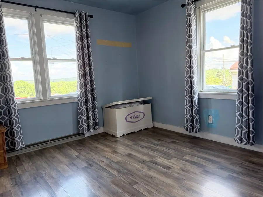 107 W Scenic Dr, Kittanning, PA 16201 - #2