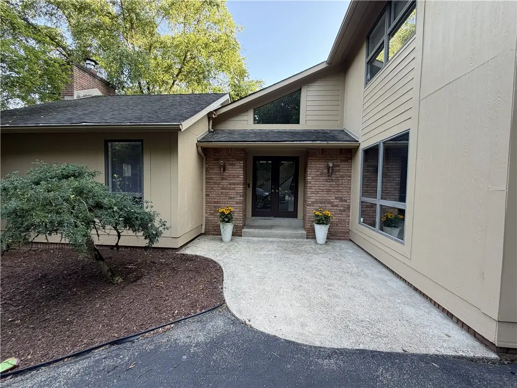 4900 Cole Road, Murrysville, PA 15668 - #1