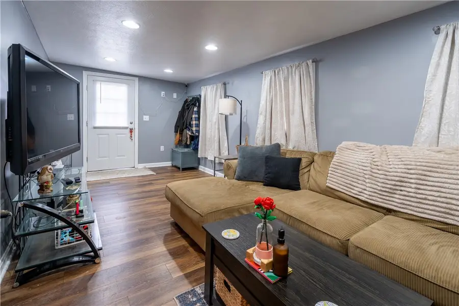 26 Circle Drive, Finleyville, PA 15332 - #3