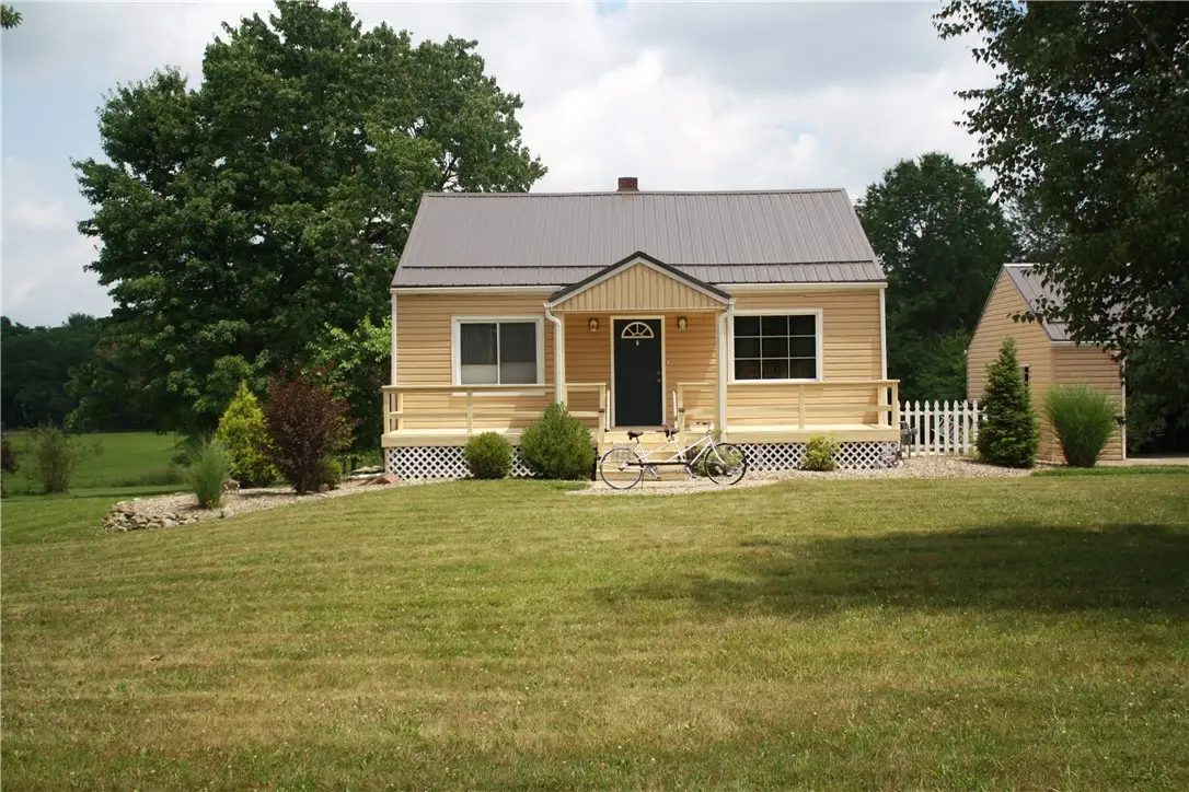 3950 Ivanhoe Rd, South Pymatuning, PA 16052 - #1