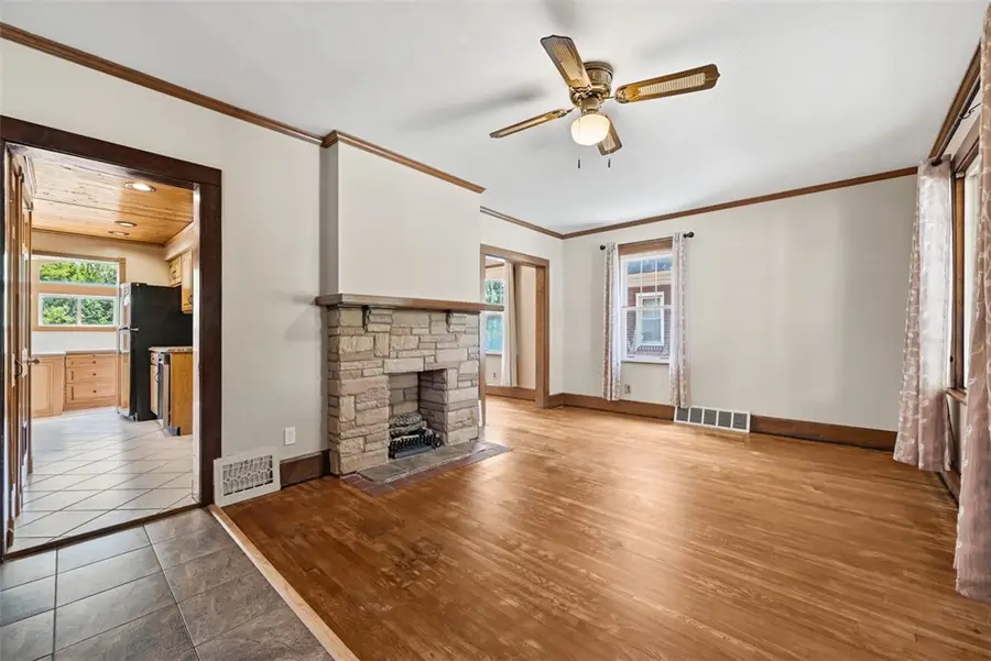 120 Avenue L, Pittsburgh, PA 15221 - #3