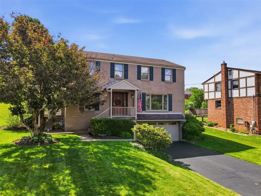 3934 Mimosa Dr, Bethel Park, PA 15102 - #2
