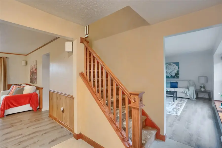 5389 Peach Dr, Gibsonia, PA 15044 - #2