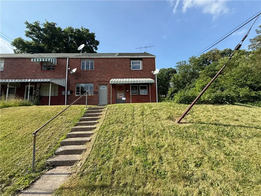 6006 Soltis Dr, Clairton, PA 15025 - #2