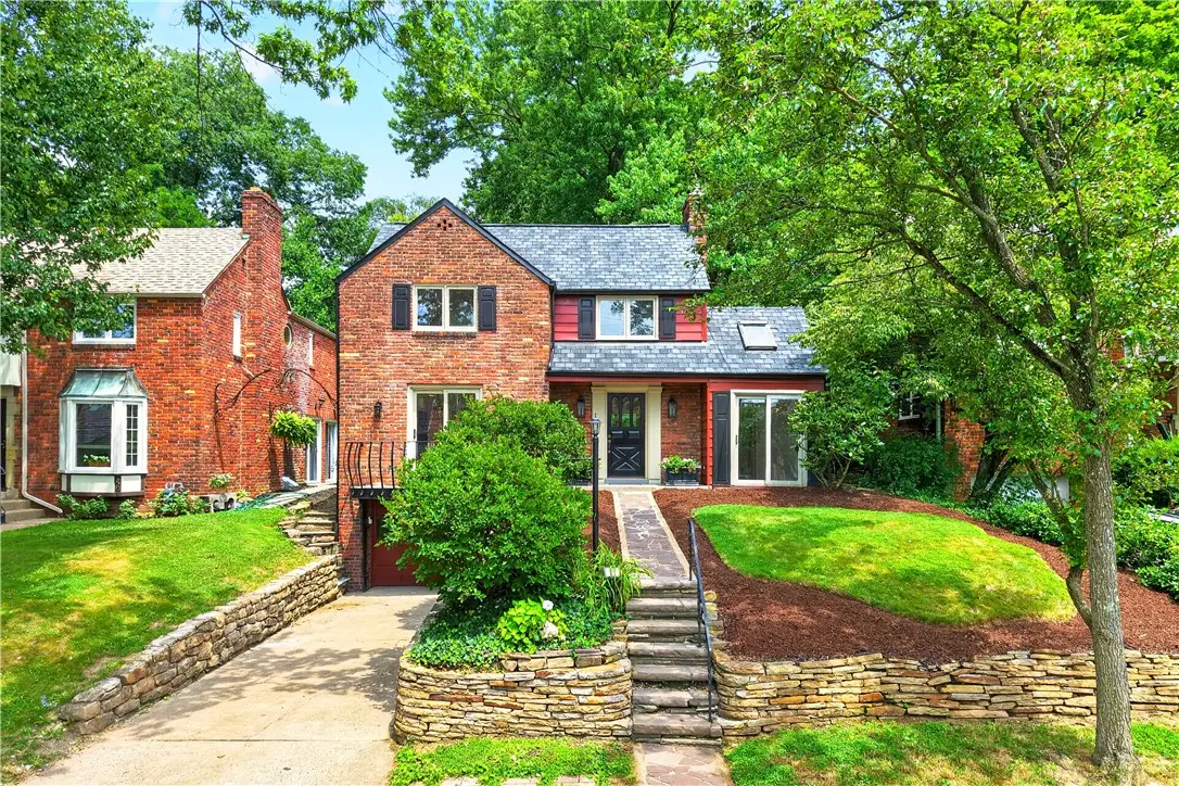 431 Meridian Dr, Pittsburgh, PA 15228 - #1