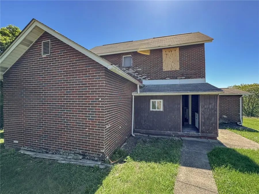 605 Maple St, Brownsville, PA 15417 - #2