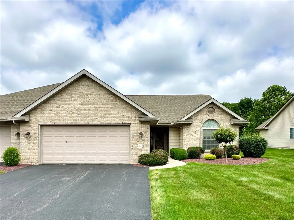 33 Fields Drive, New Castle, PA 16101 - #1