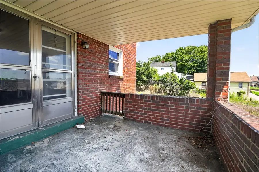 1615 Abraham St, McKeesport, PA 15132 - #3