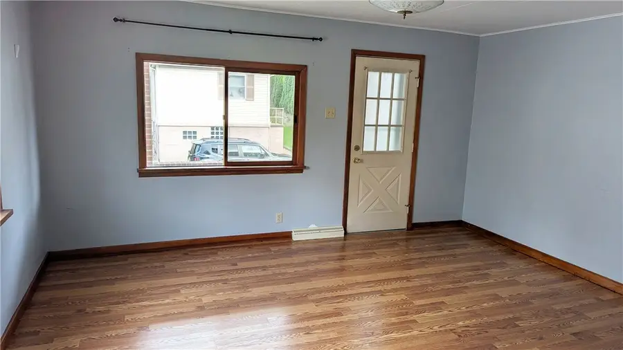 50 Zeller St, Greensburg, PA 15601 - #2