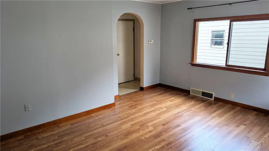 50 Zeller St, Greensburg, PA 15601 - #3