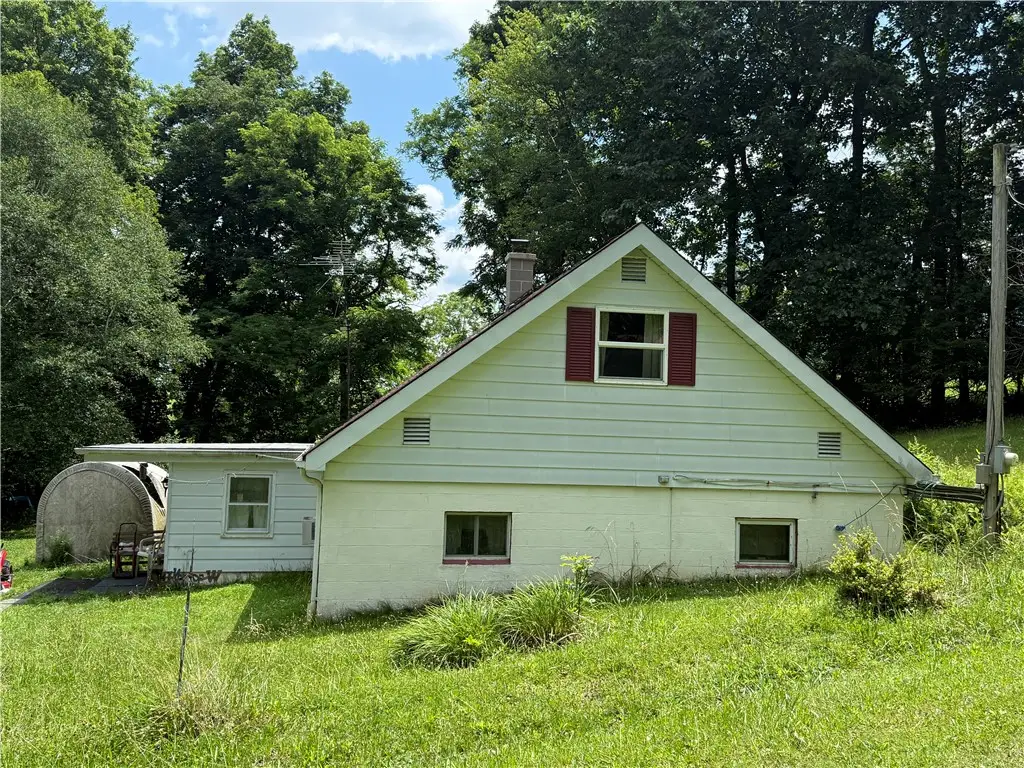 138 Laughner Rd, Ligonier, PA 15658 - #1