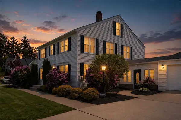 3700 Sandy Hill Rd, Gibsonia, PA 15044