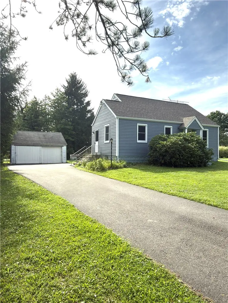 201 Fairway Lane, Butler, PA 16002 - #1
