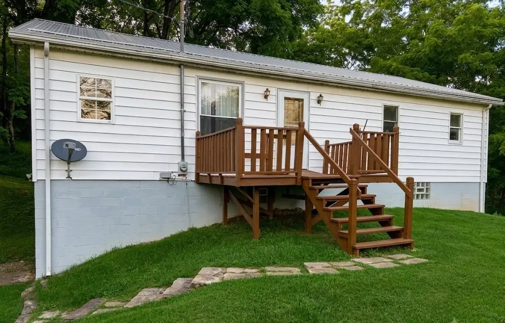 11670 W Old Route 56 Highway W, Shelocta, PA 15774 - #1