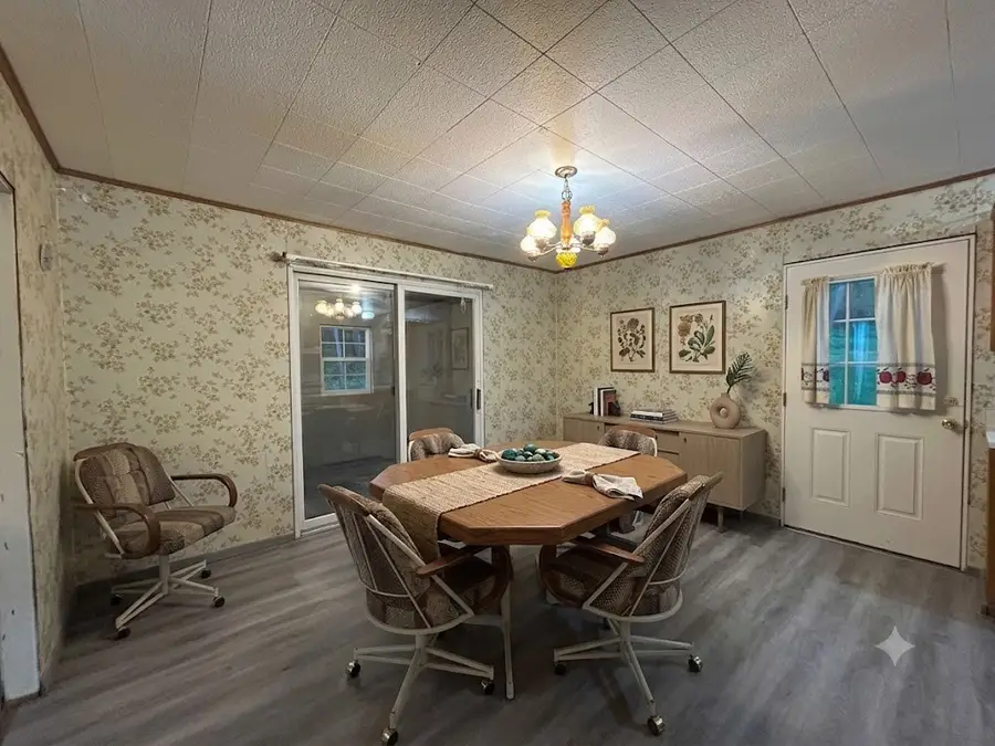 11670 W Old Route 56 Highway W, Shelocta, PA 15774 - #3