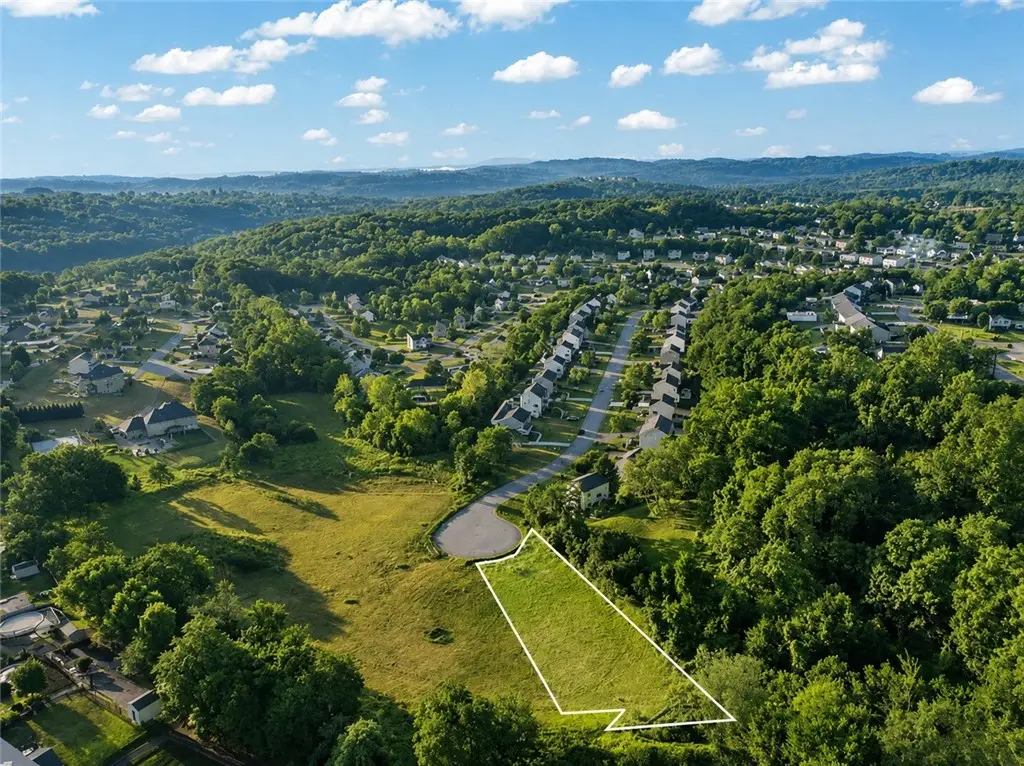 2220 Watchfield Dr, South Park, PA 15129 - #1
