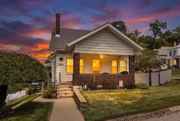 539 Dippold Ave, Baden, PA 15005 - #1