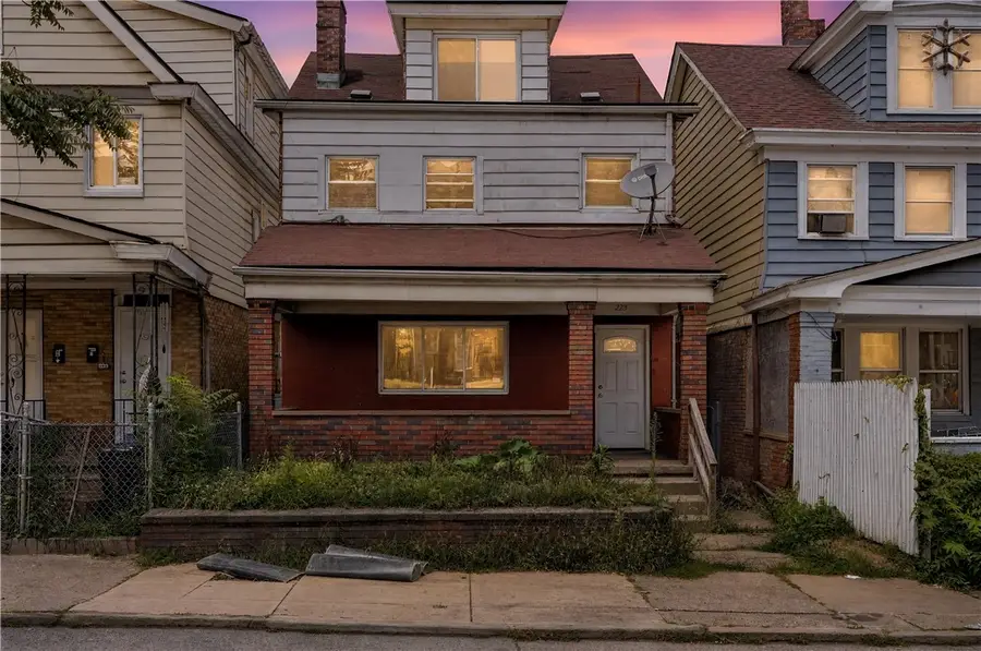 223 Suncrest St, Pittsburgh, PA 15210 - #2