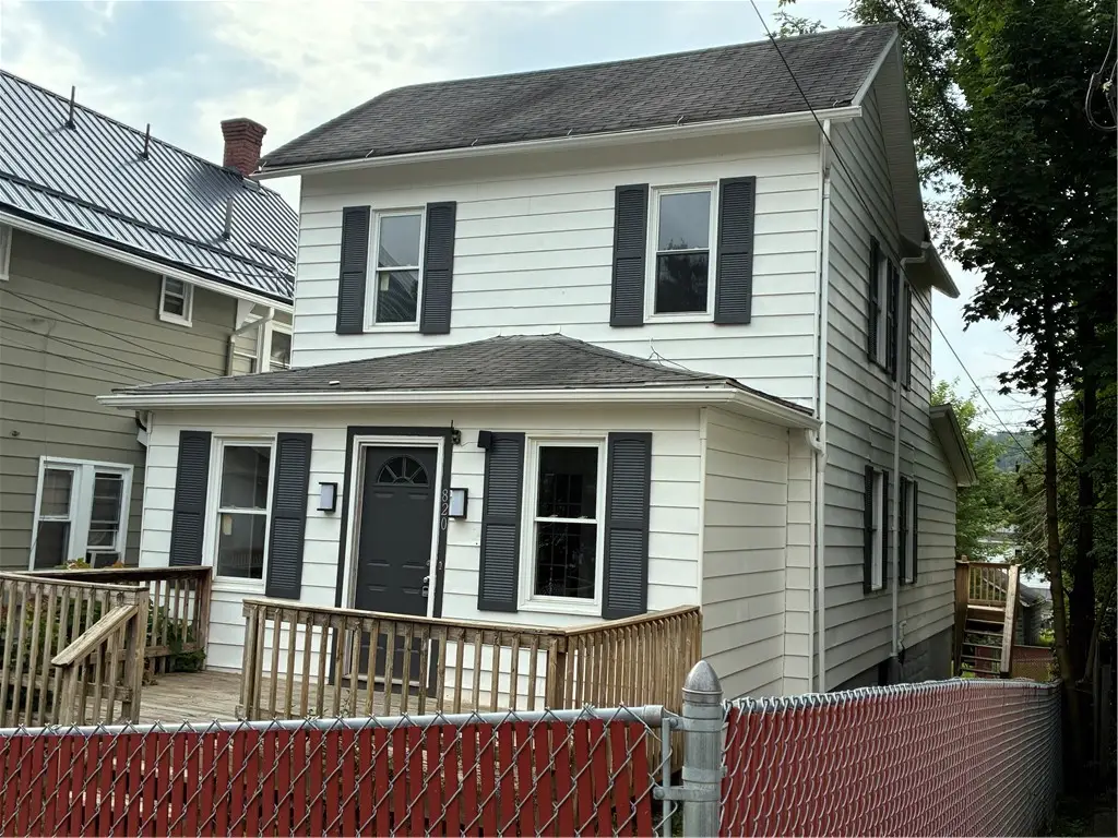 820 Addison St, Washington, PA 15301 - #1