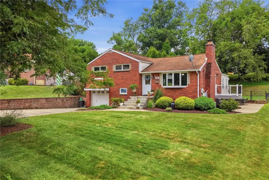 6512 Springvale Dr, Pittsburgh, PA 15236 - #3