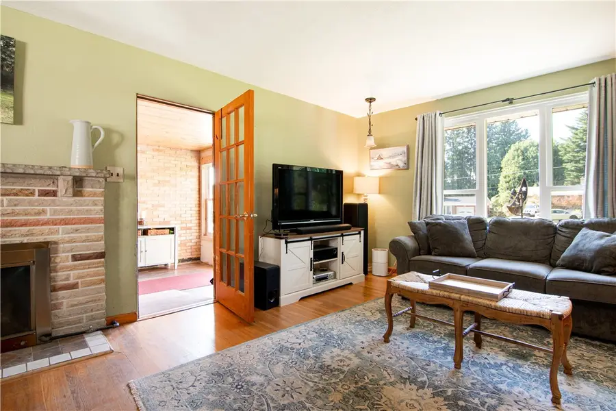 118 Oak Hills Mnr, Butler, PA 16002 - #2