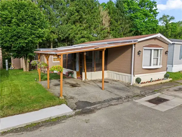 338 Festival Road, Washington, PA 15301