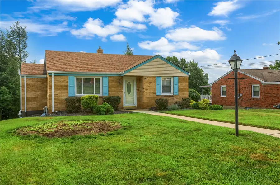 9144 Saginaw Dr, Pittsburgh, PA 15237 - #2