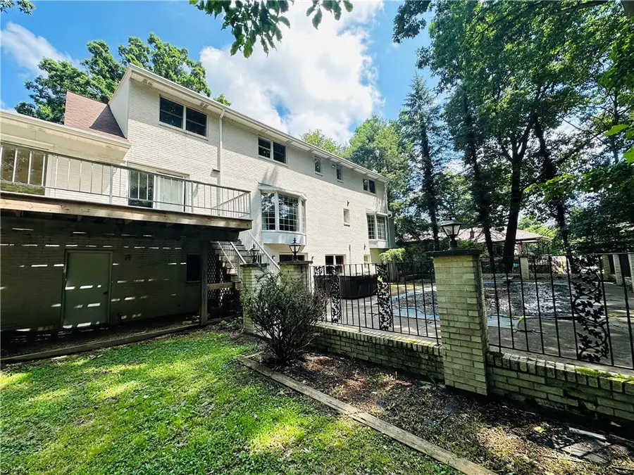816 Belmont Rd, Butler, PA 16001 - #3