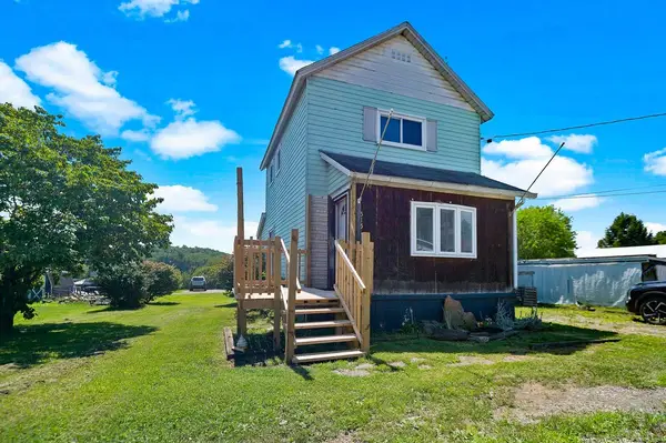 515 Green St, Saltsburg, PA 15681